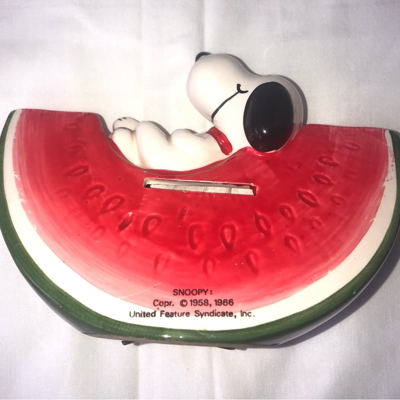 Vintage SNOOPY Watermelon Collectable Money Box 1958-1966 6” X 5” From the 60’s - Picture 7 of 7